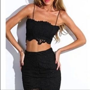 TOP-SHOP  BLACK LACE SPAGHETTI STRAP CROP …